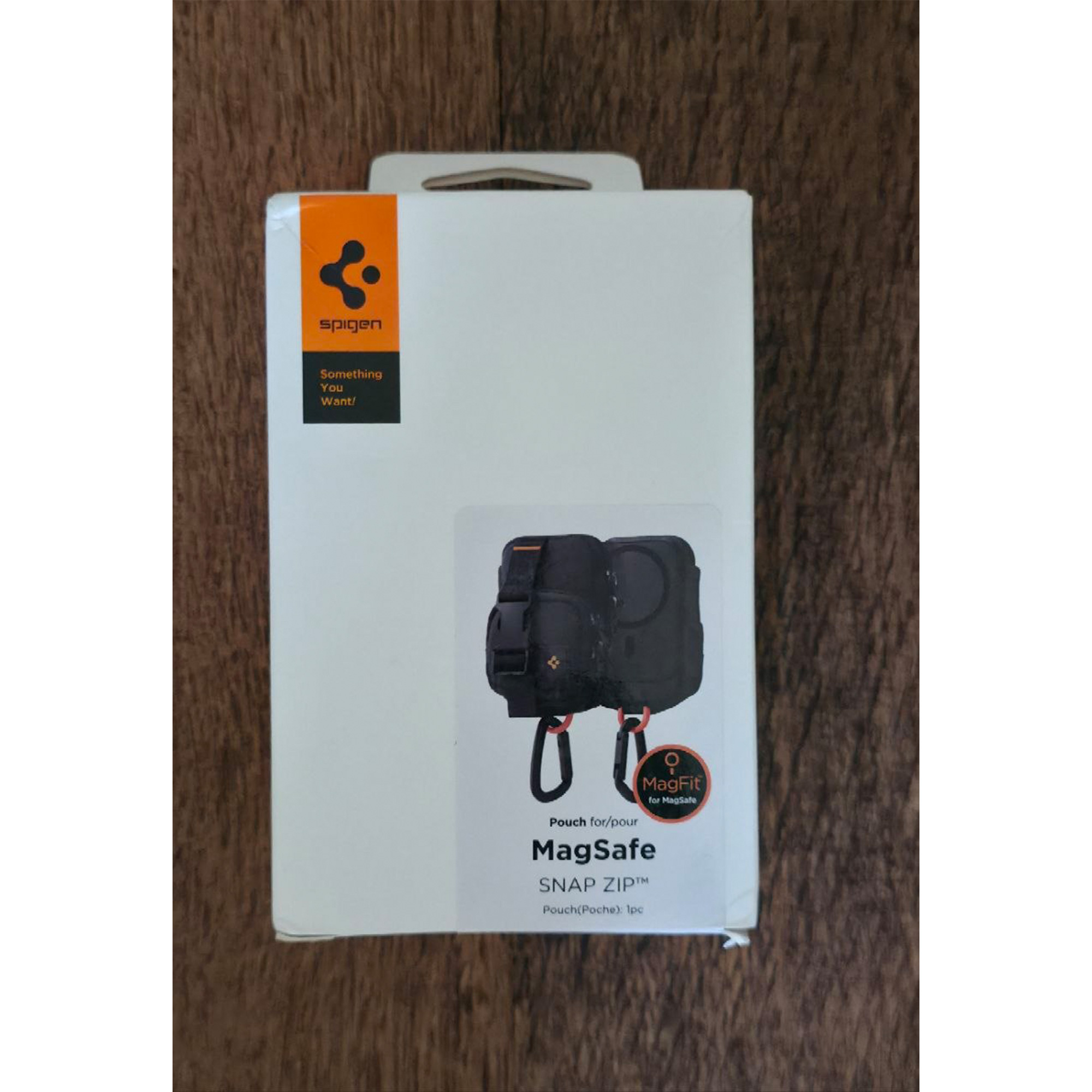 جاکارتی اسپیگن مدل Snap Zip Mag Fit
