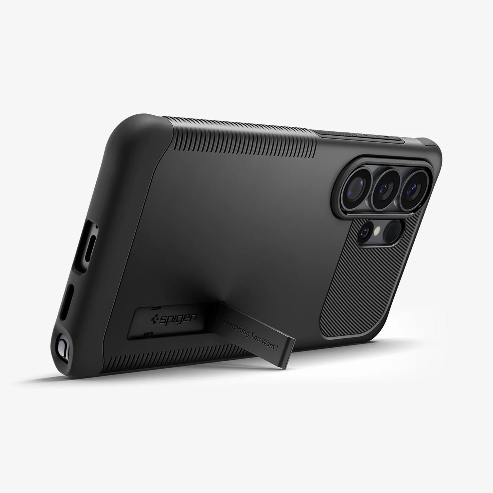 کاور اسپیگن مدل Slim Armor MagFit گوشی سامسونگ Galaxy S26 Ultra